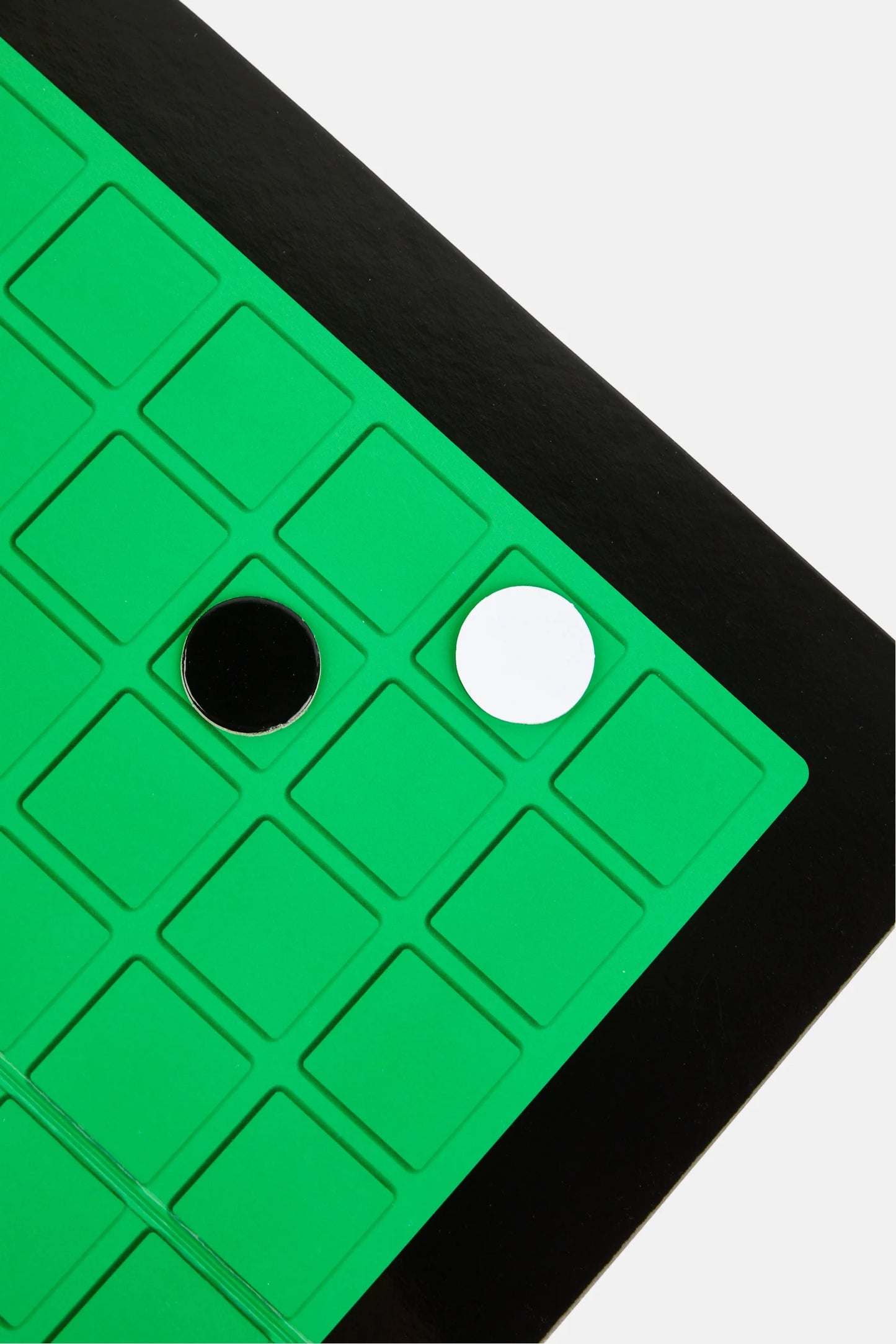 Black And White Reversi Game